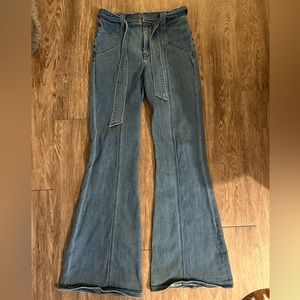Express Flare Jeans